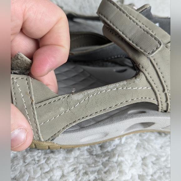 COLUMBIA Women Sandals Beige Color Size 9 Perfect For Outdoor Activities - Picture 4 of 8